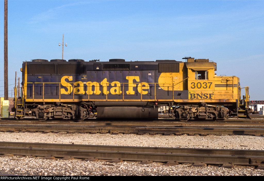 BNSF 3037, EMD GP40X at Santa Fe's Corwith Yard